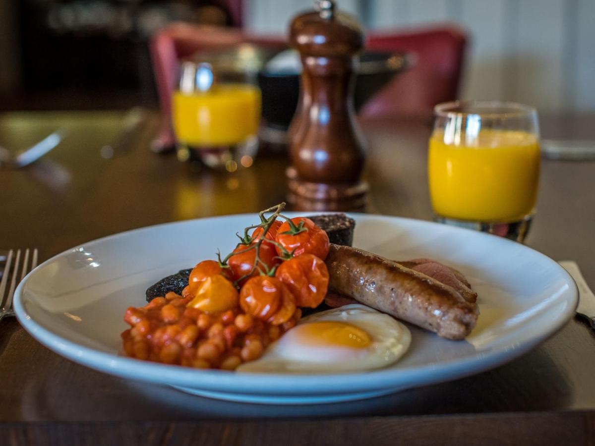 The Royal Standard Hotel Ely Bagian luar foto