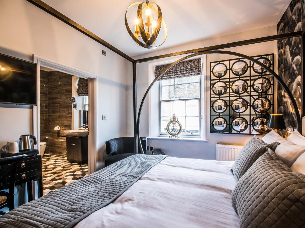 The Royal Standard Hotel Ely Bagian luar foto