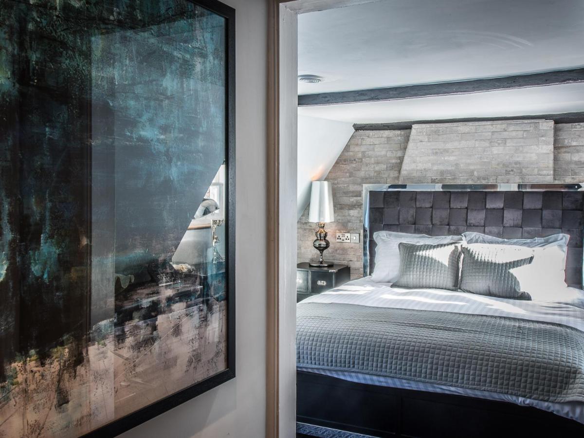 The Royal Standard Hotel Ely Bagian luar foto