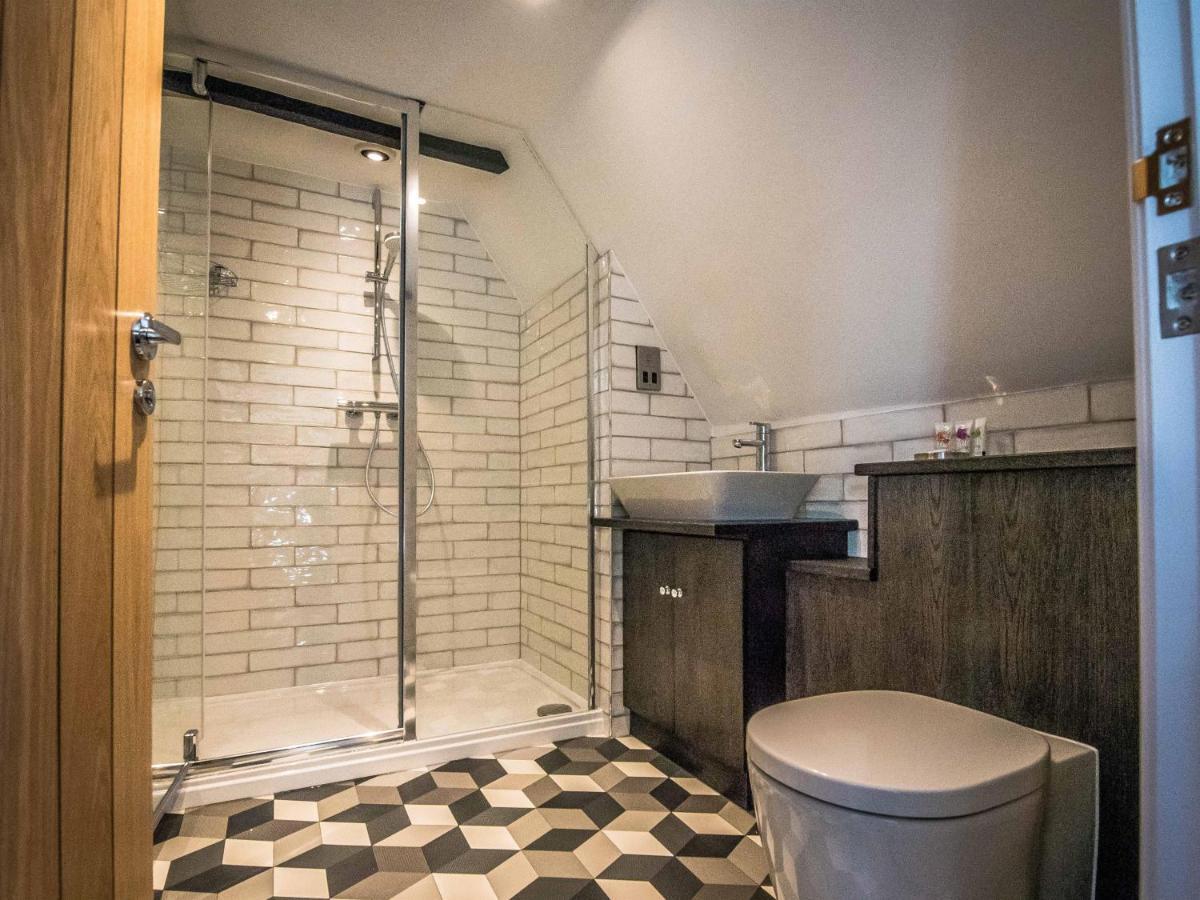The Royal Standard Hotel Ely Bagian luar foto
